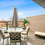 Waterfall Wonderstay 3 Beds 2 Bathroom Condo